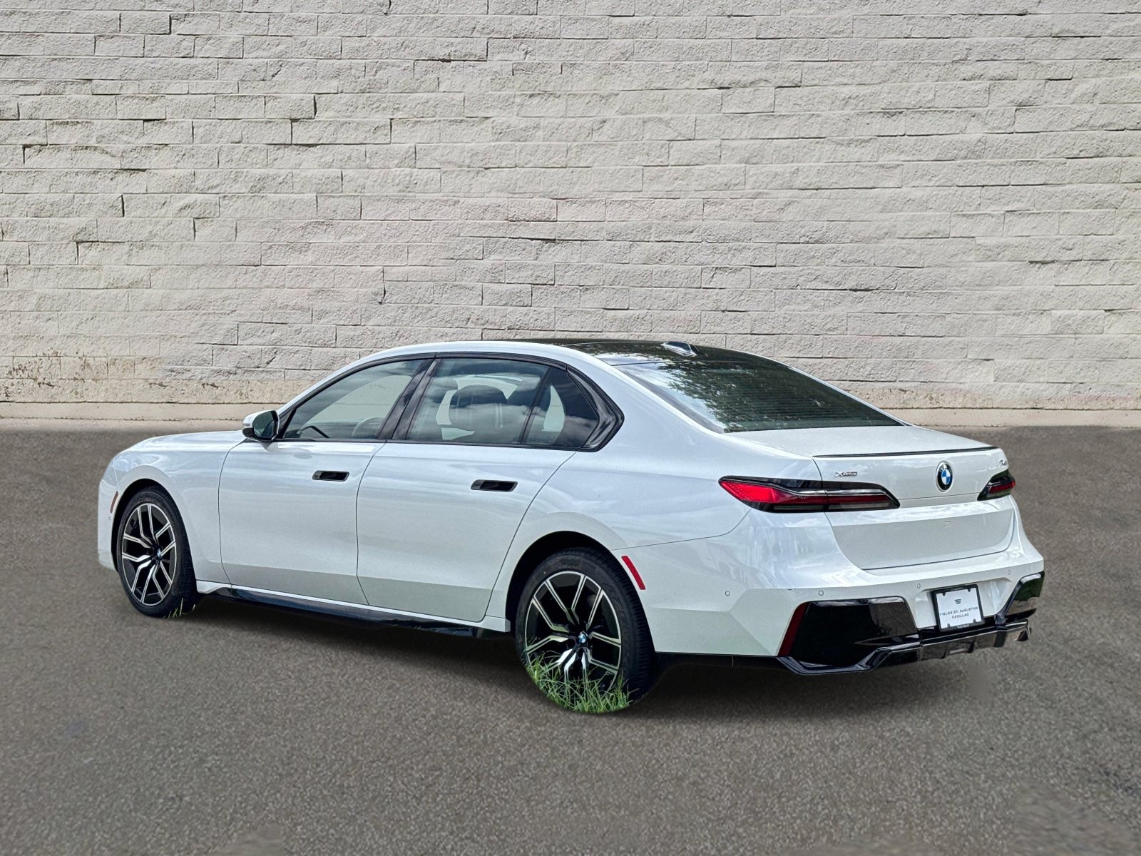 Used 2026 BMW 740i xDrive AWD/4WD image 3