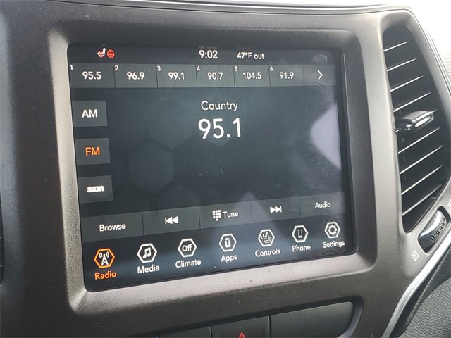 Used 2021 Jeep Cherokee Trailhawk w/ Comfort & Convenience Group image 26