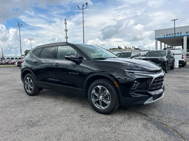 New 2026 Chevrolet Blazer LT w/ Sound & Technology Package FWD image 1