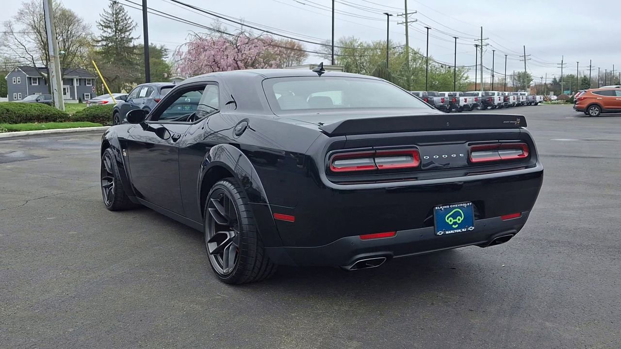 Used 2022 Dodge Challenger R/T Scat Pack image 9
