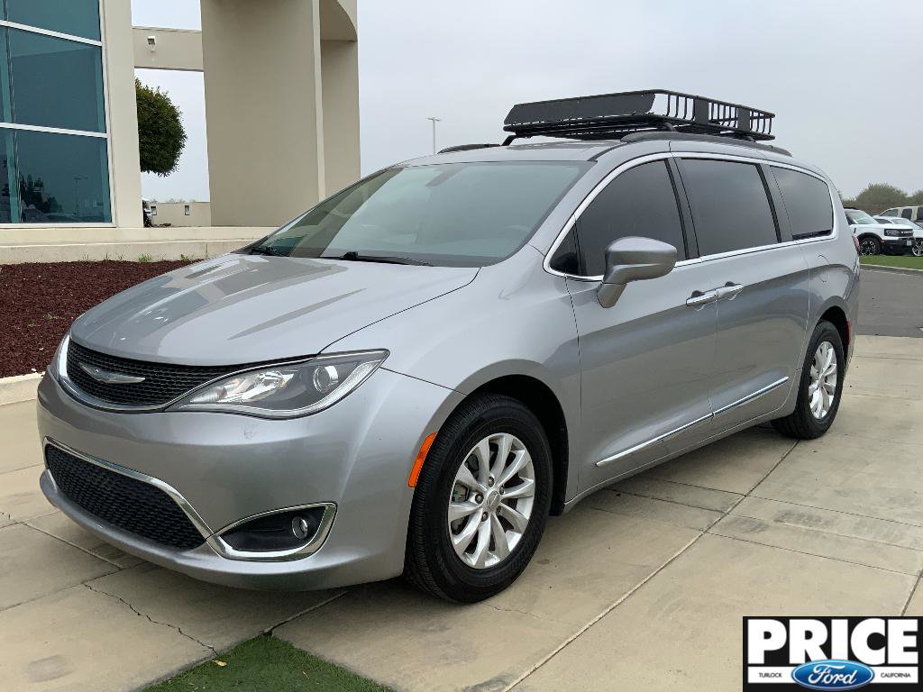 Used 2017 Chrysler Pacifica Touring-L