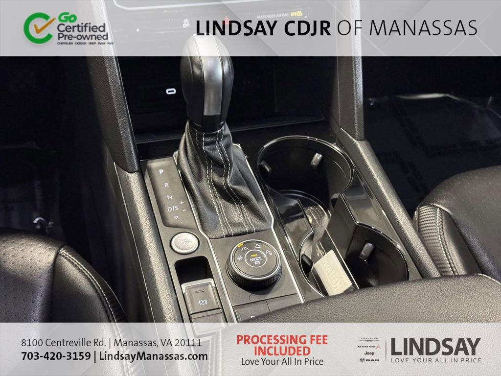 Used 2022 Volkswagen Atlas Cross Sport SE AWD/4WD image 25