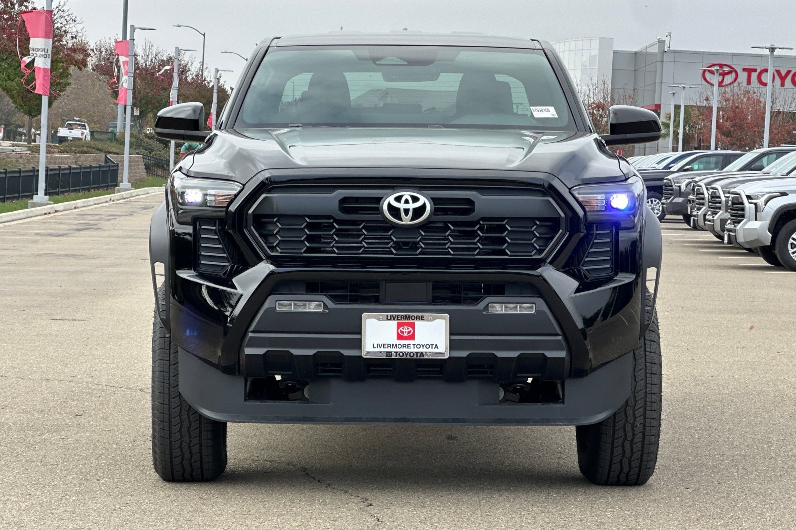 New 2025 Toyota Tacoma TRD Off-Road image 8