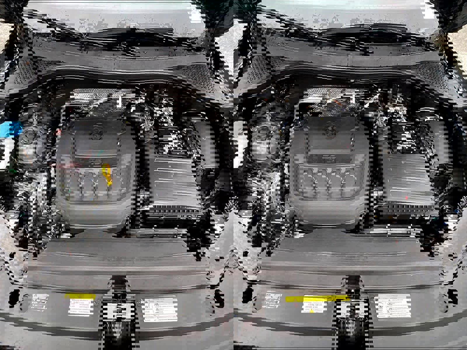 Used 2023 Volkswagen Tiguan SEL R-Line image 28