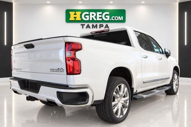Used 2022 Chevrolet Silverado 1500 High Country w/ Technology Package AWD/4WD image 6