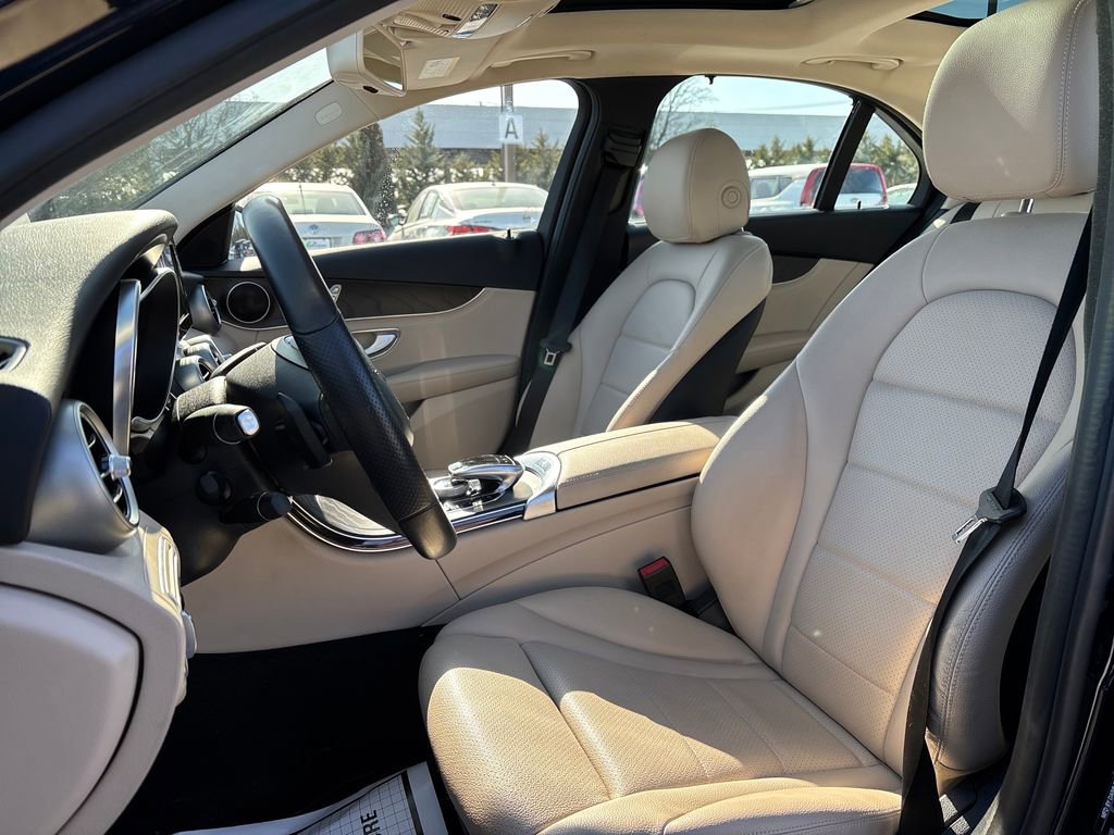 Used 2016 Mercedes-Benz C 300 4MATIC Sedan image 13