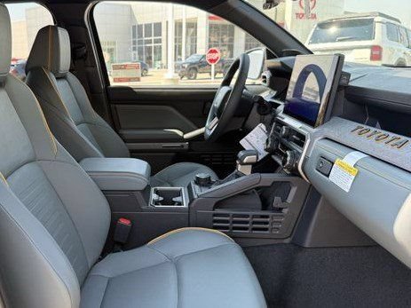 New 2026 Toyota 4Runner Trailhunter AWD/4WD image 33
