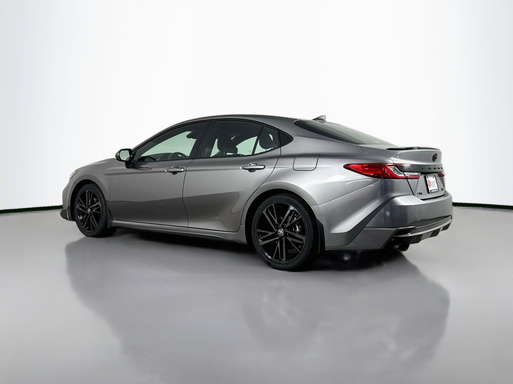 Certified 2025 Toyota Camry XSE FWD image 5