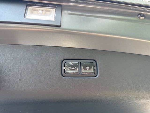 Used 2025 Genesis GV70 3.5T Sport w/ Sport Advanced Package image 15