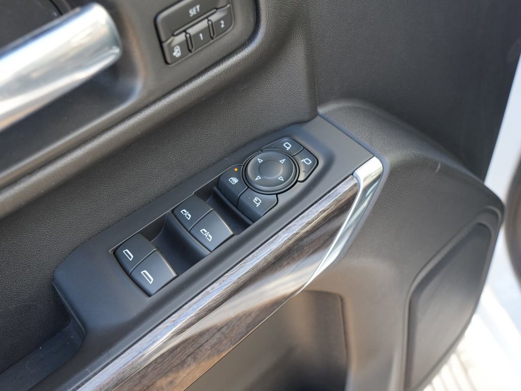 Used 2021 Chevrolet Silverado 1500 LTZ image 16