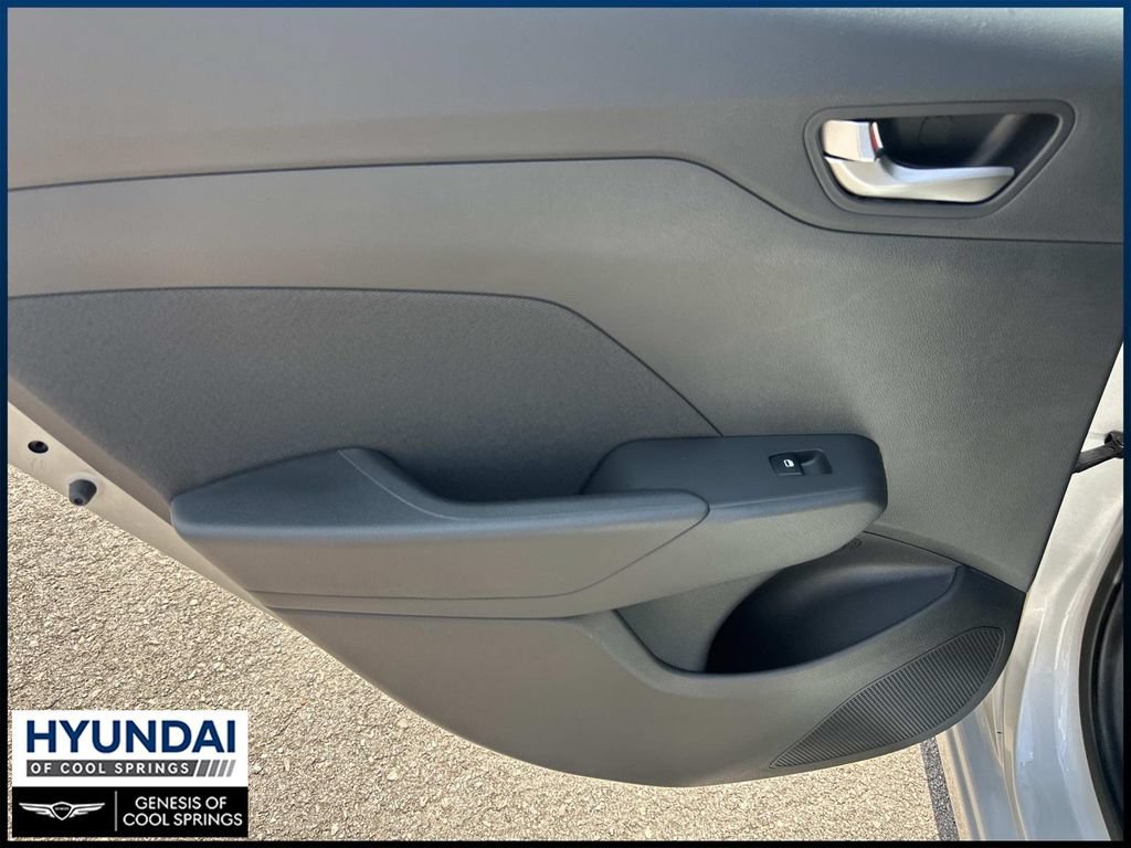 Used 2022 Hyundai Accent SE FWD image 19
