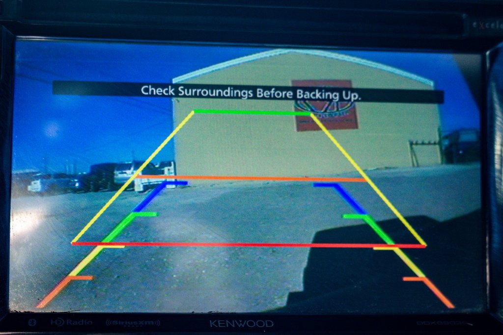 Used 2012 Jeep Wrangler Unlimited Sahara image 14