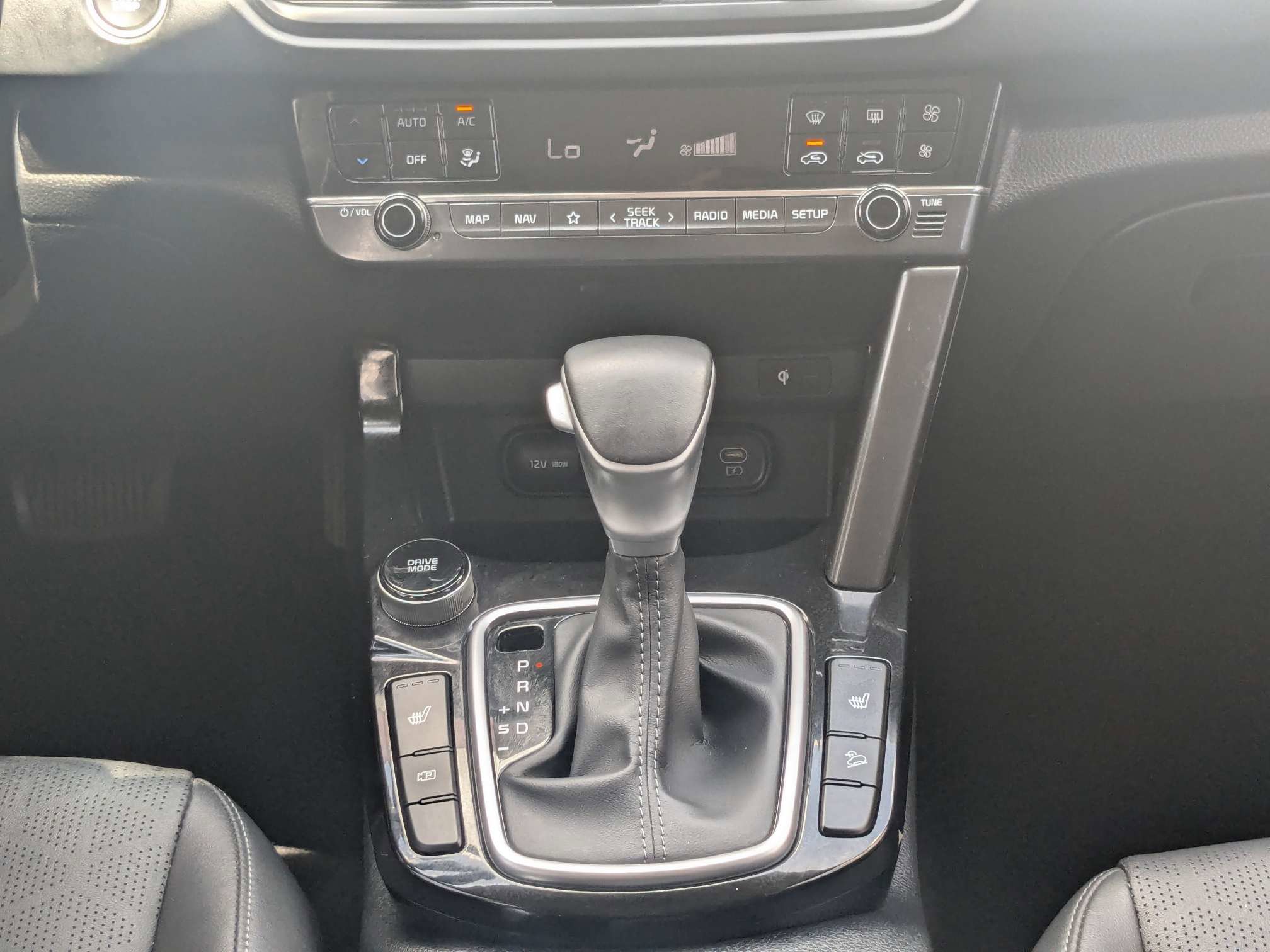Used 2024 Kia Seltos EX FWD image 19