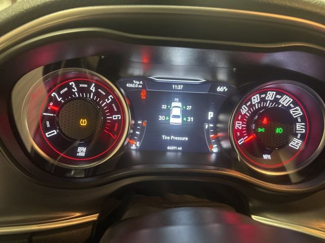 Used 2022 Dodge Challenger GT image 14