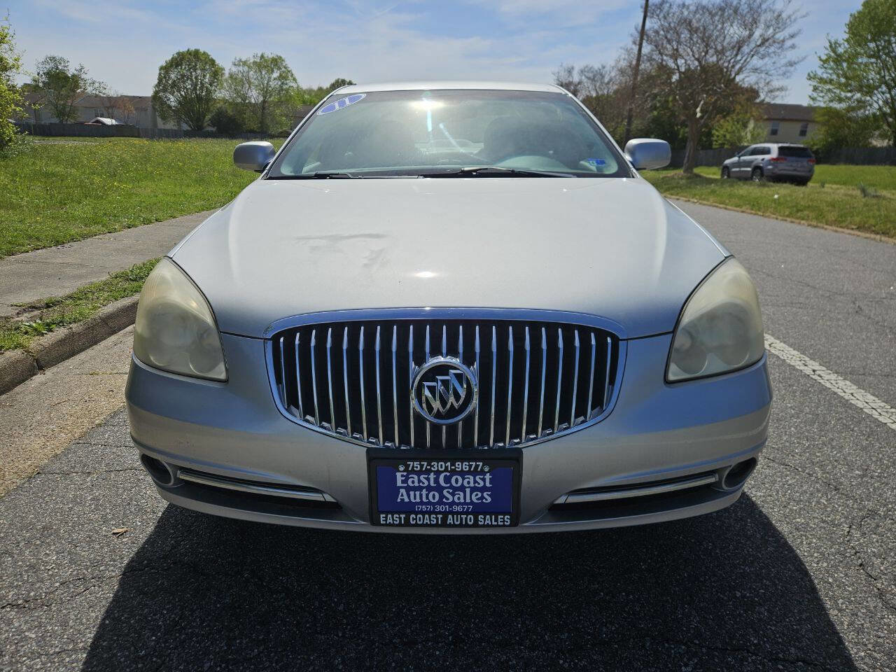 Used 2011 Buick Lucerne CXL w/ Driver Confidence Package FWD image 9