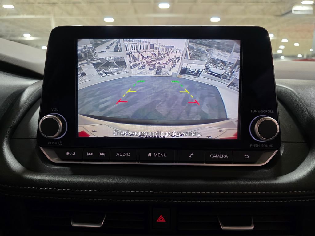 Used 2023 Nissan Rogue SV image 24