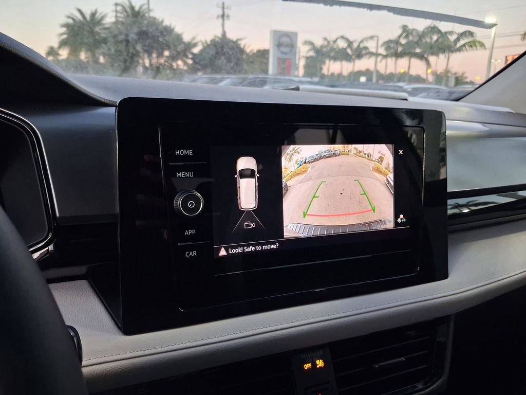 New 2026 Volkswagen Taos S image 10