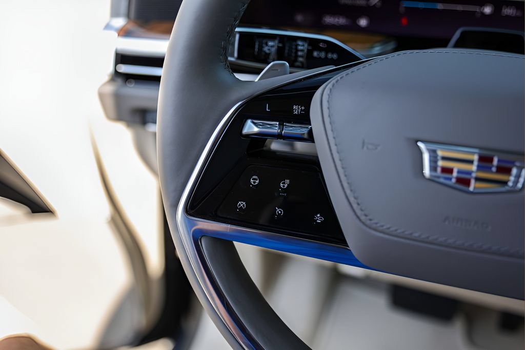 Certified 2025 Cadillac Escalade Sport Platinum AWD/4WD image 14