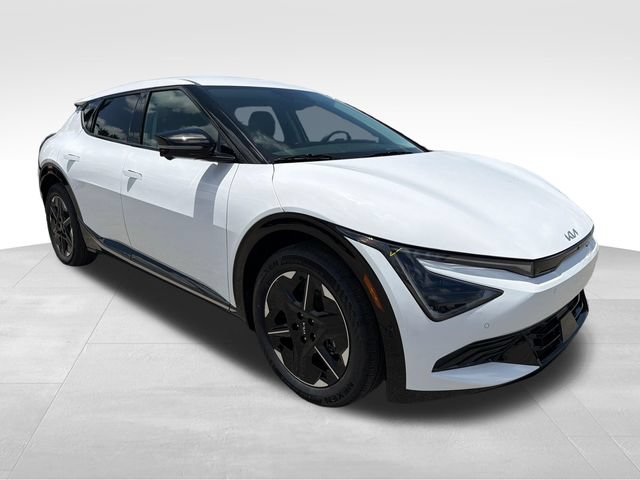 New 2026 Kia EV6 Wind RWD image 1