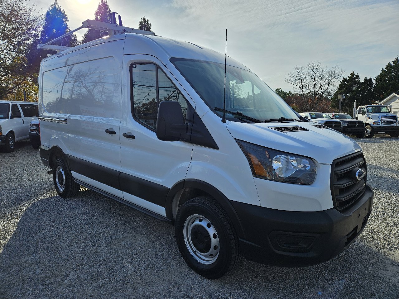 Used 2020 Ford Transit 250 Medium Roof image 6