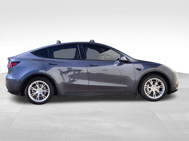 Used 2021 Tesla Model Y Long Range AWD/4WD image 9