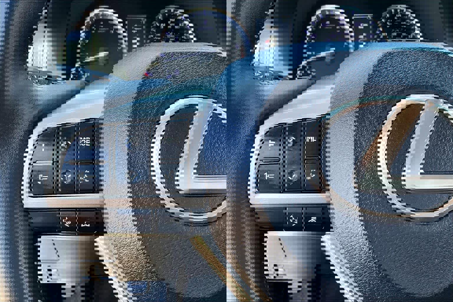 Used 2018 Lexus ES 350 w/ Luxury Package w/Wood Trim FWD image 23