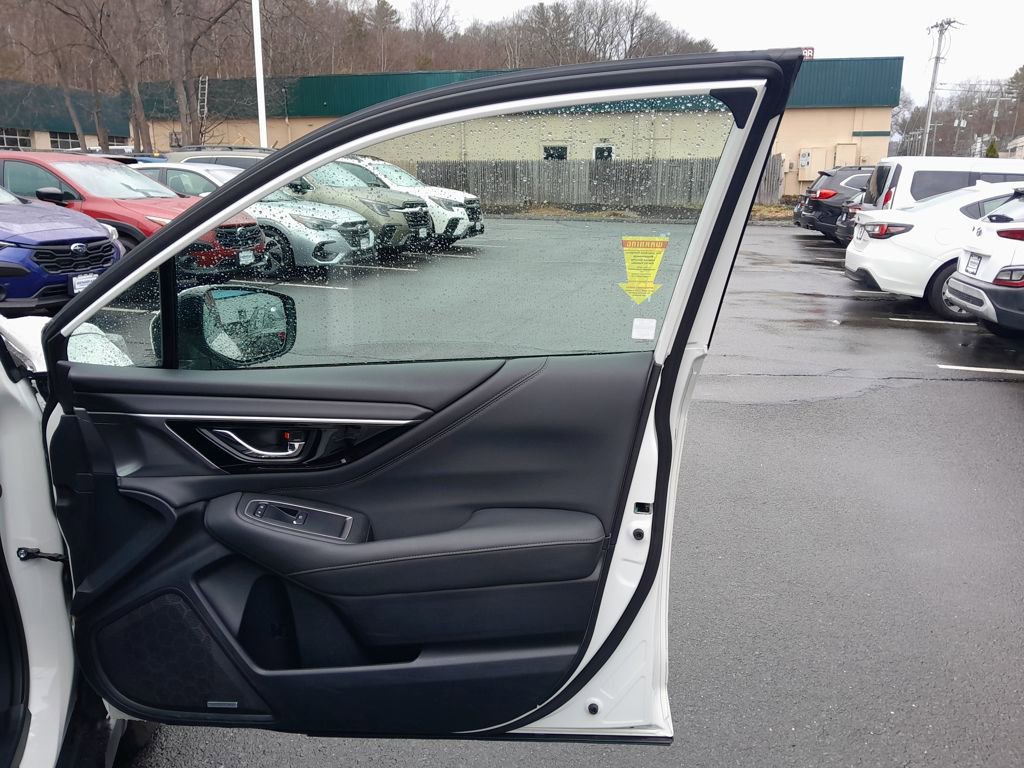 Used 2022 Subaru Outback Limited image 37