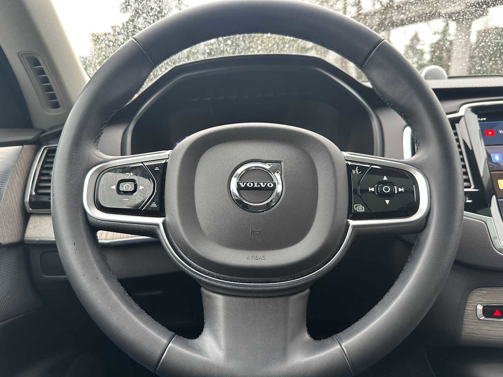 Certified 2024 Volvo XC90 T8 Ultimate image 25