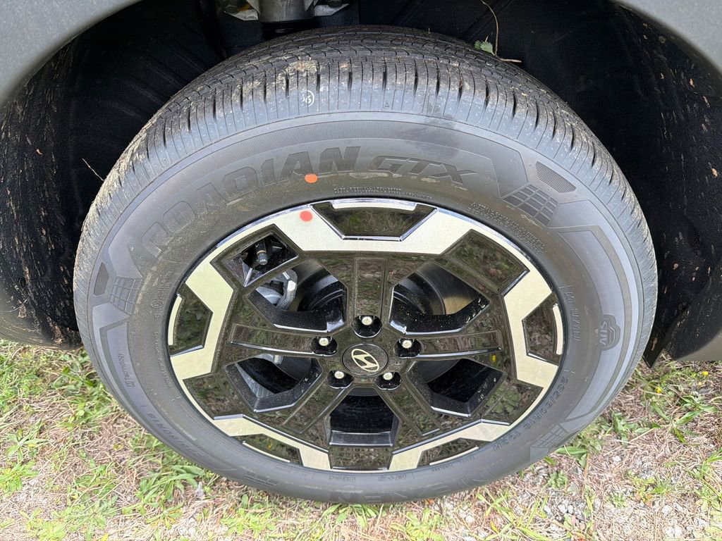 New 2026 Hyundai Santa Fe SE image 17