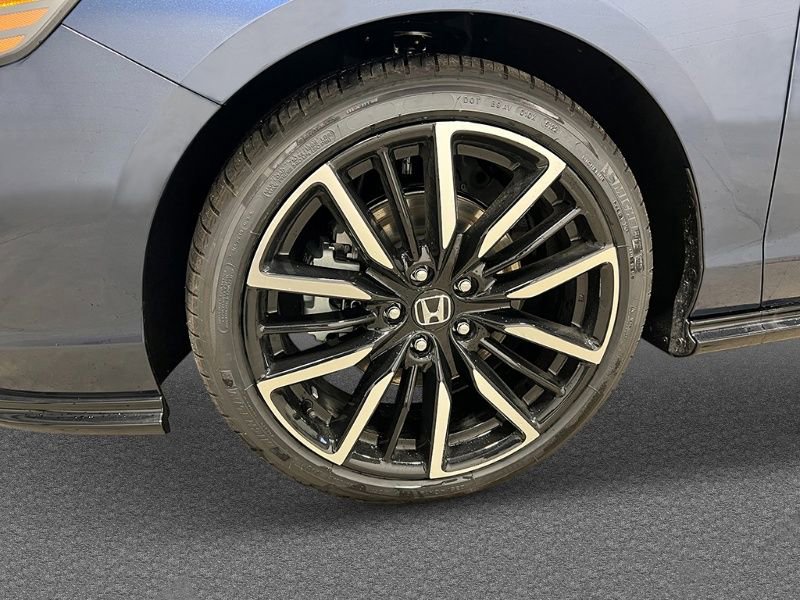 New 2025 Honda Accord Touring image 11