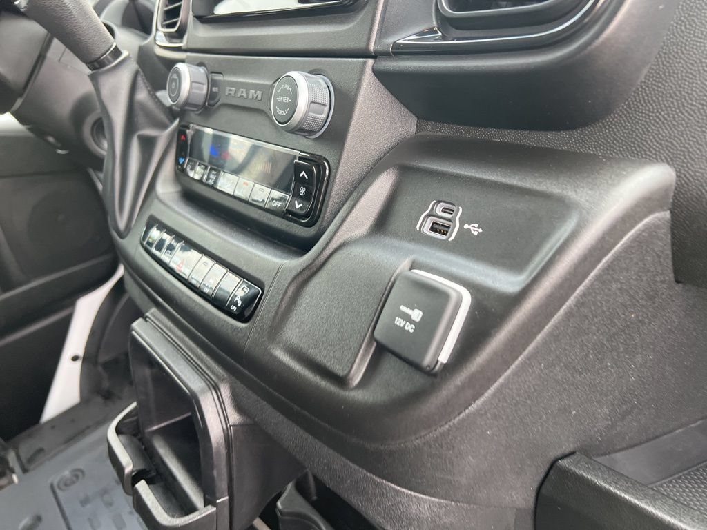 Used 2026 RAM ProMaster 2500 w/ Safety Group FWD image 12