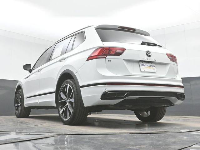 Used 2022 Volkswagen Tiguan SE R-Line FWD image 46