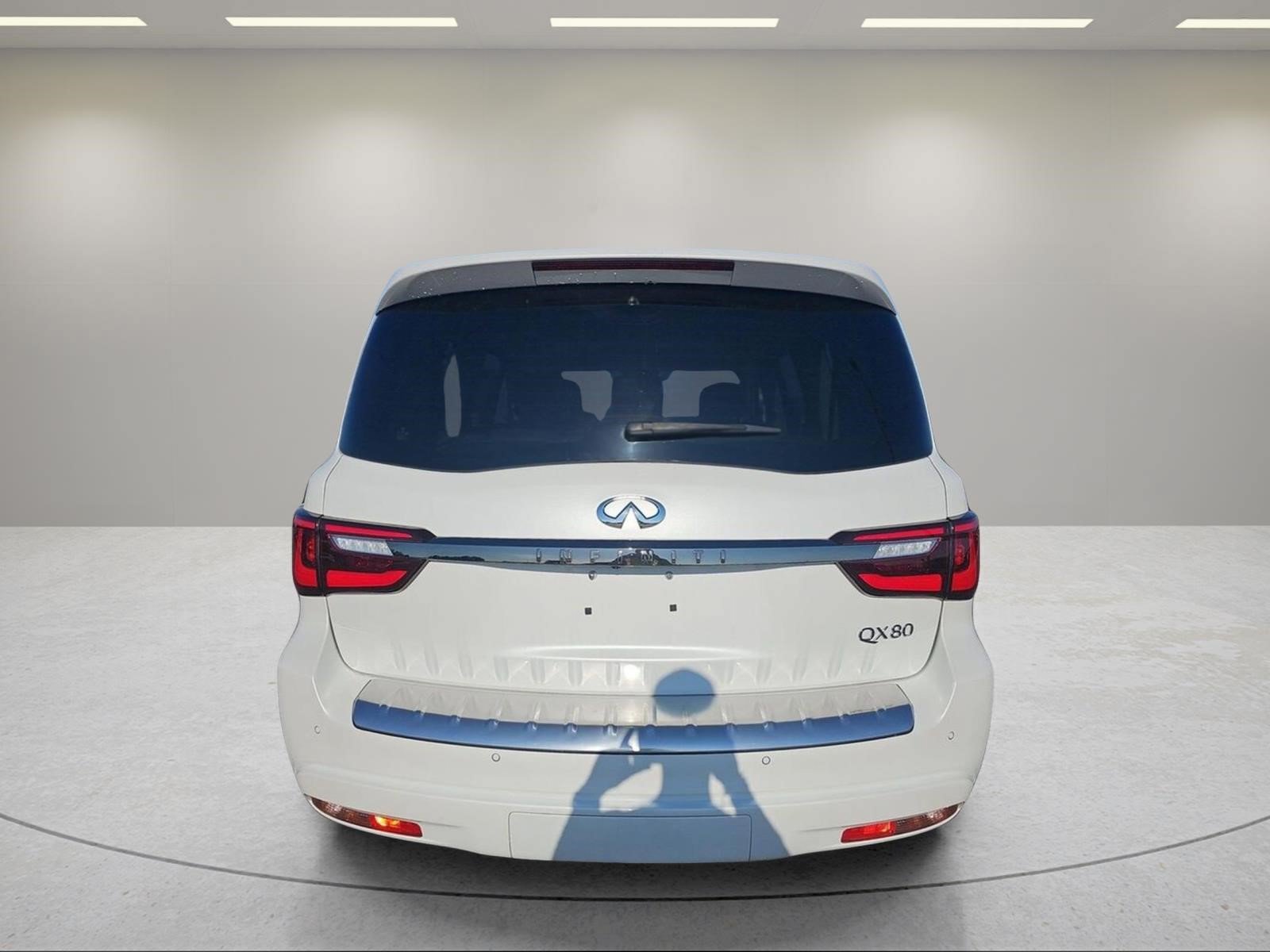 Used 2023 INFINITI QX80 Premium Select w/ Cargo Package RWD image 5