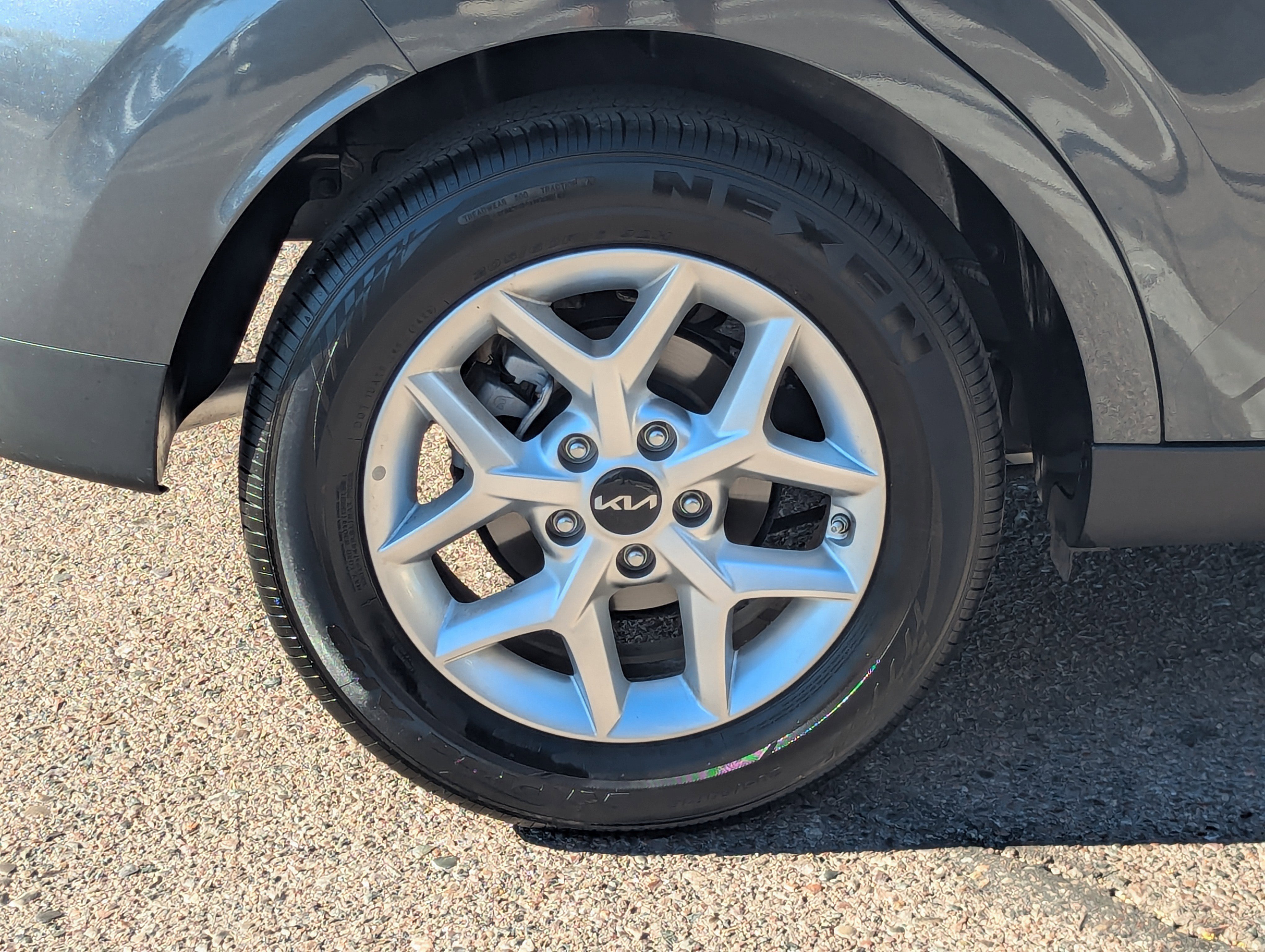 Certified 2025 Kia Soul LX w/ LX Technology Package image 7