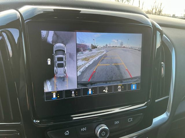 Used 2023 Chevrolet Traverse Premier w/ Redline Edition image 31