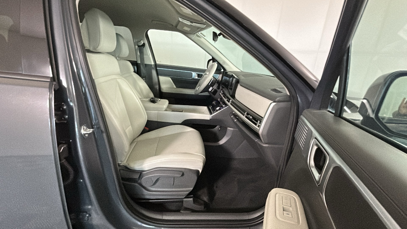Used 2024 Hyundai Santa Fe SEL AWD/4WD image 36