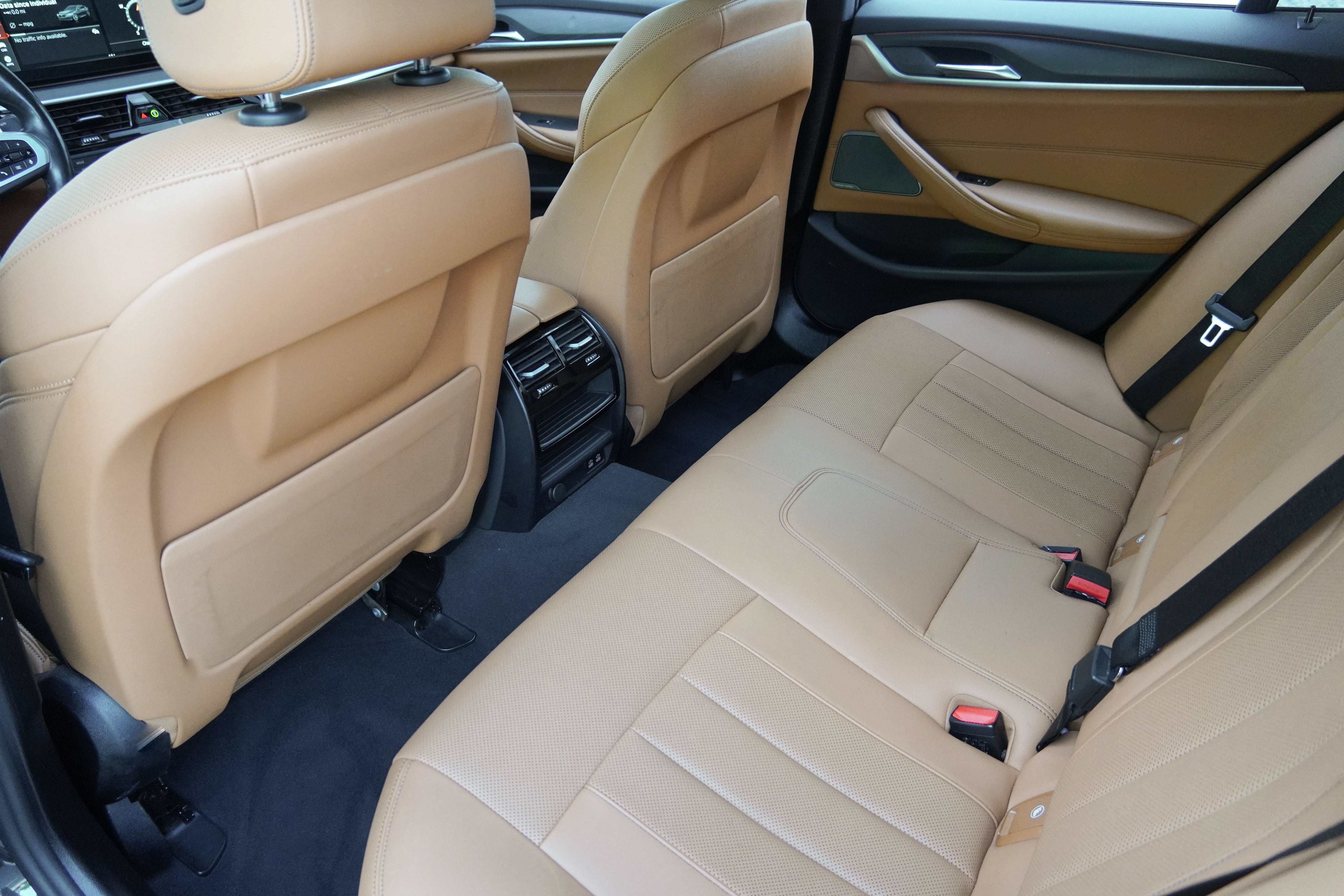 Used 2023 BMW 530i xDrive w/ M Sport Package AWD/4WD image 36