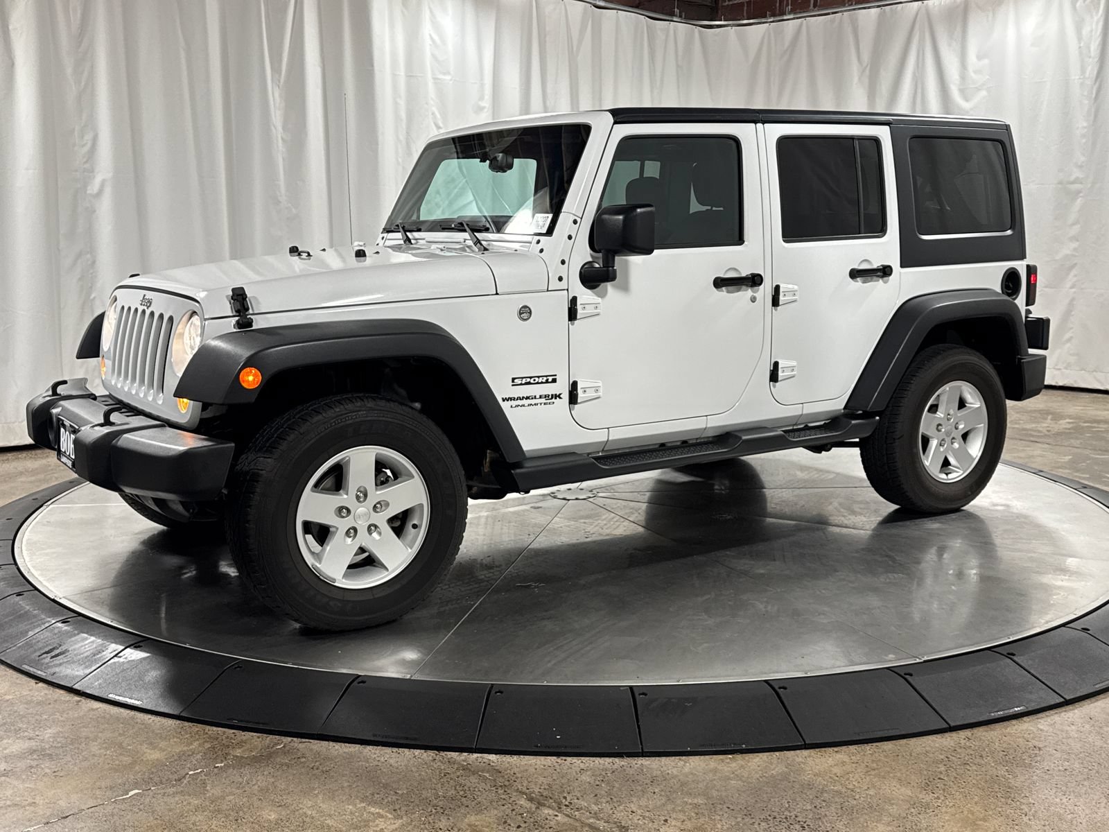Used 2018 Jeep Wrangler Unlimited Sport S AWD/4WD image 1