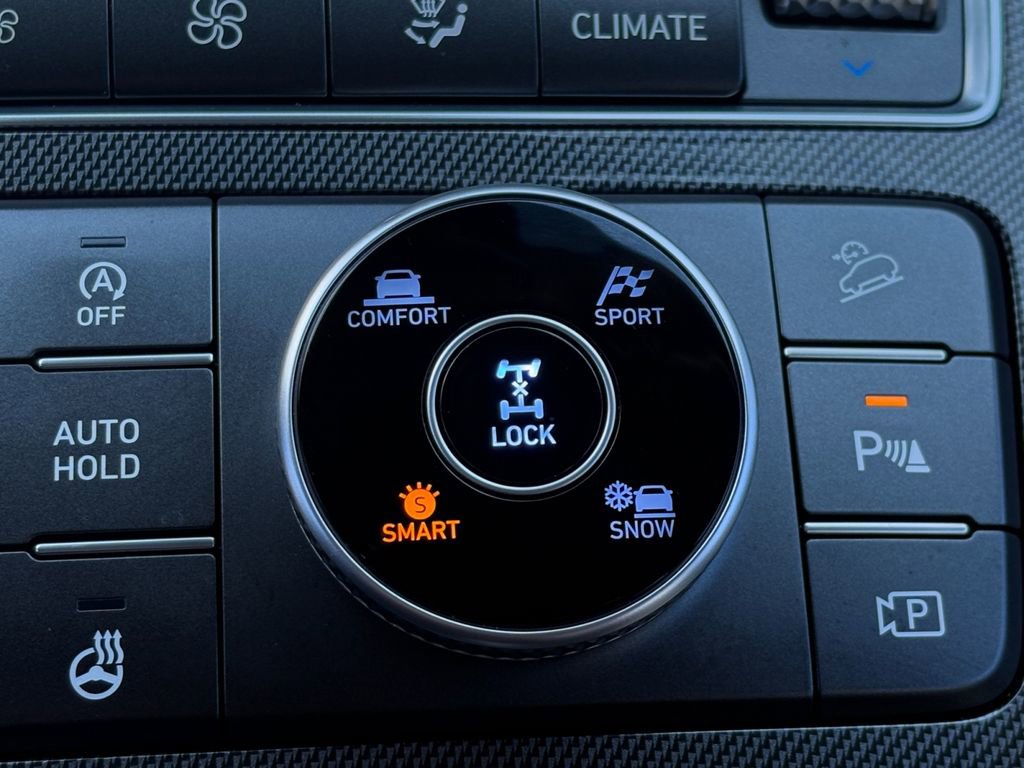 Certified 2021 Hyundai Santa Fe Limited w/ Cargo Package image 22