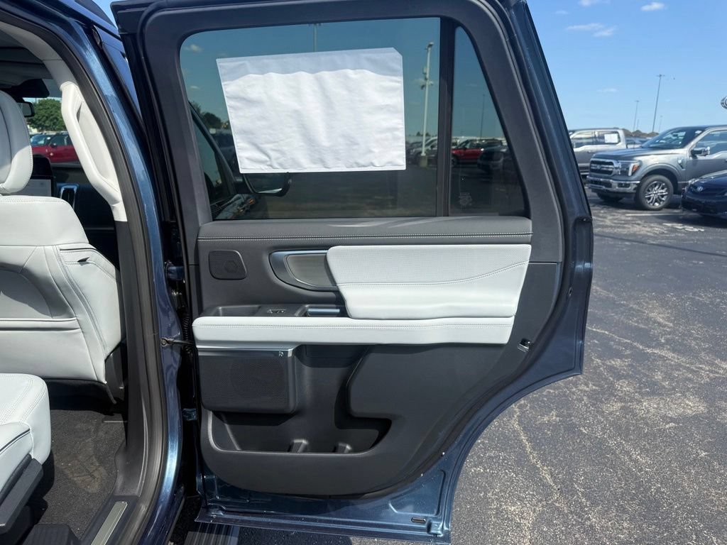 New 2027 Ford Expedition Platinum w/ Platinum Ultimate Package AWD/4WD image 64