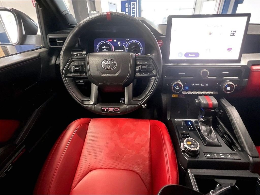 Used 2025 Toyota Tacoma TRD Pro AWD/4WD image 17