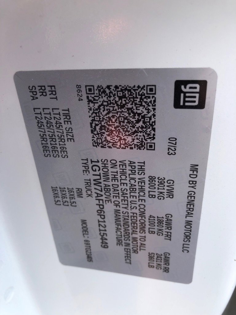 Used 2023 GMC Savana 2500 w/ Driver Convenience Package image 36