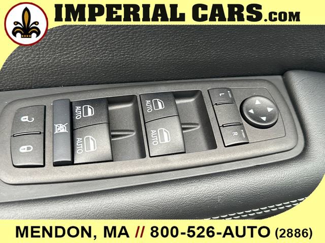 New 2026 Chrysler Pacifica Select FWD image 21