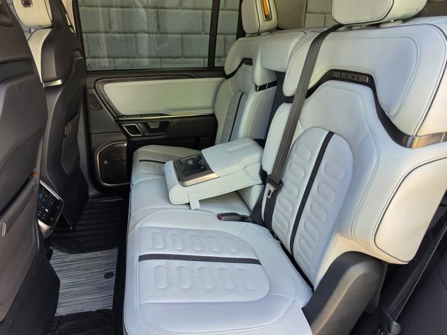 Used 2023 Rivian R1S Launch Edition Quad AWD/4WD image 42