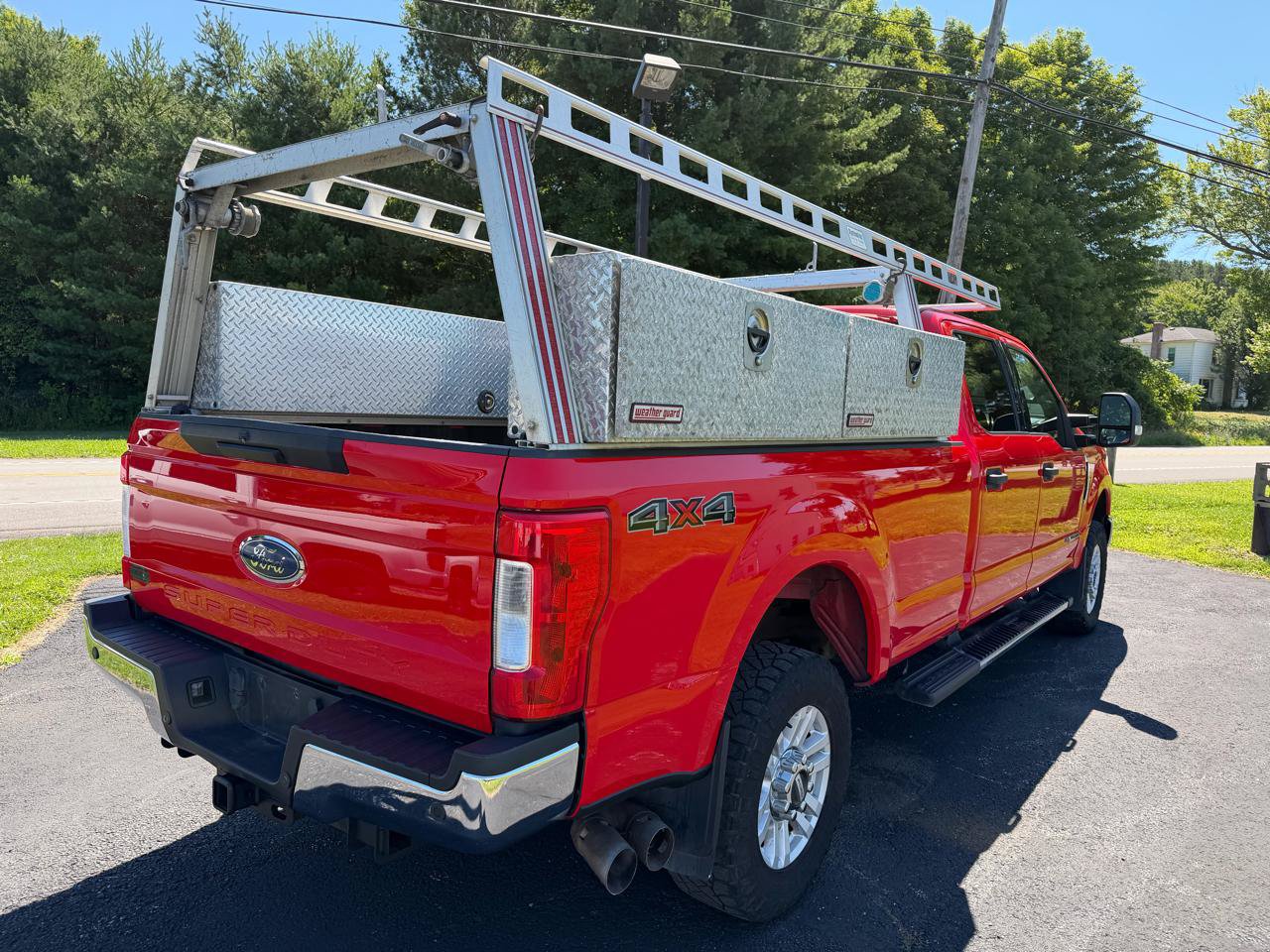 Used 2017 Ford F250 XLT w/ XLT Value Package AWD/4WD image 5