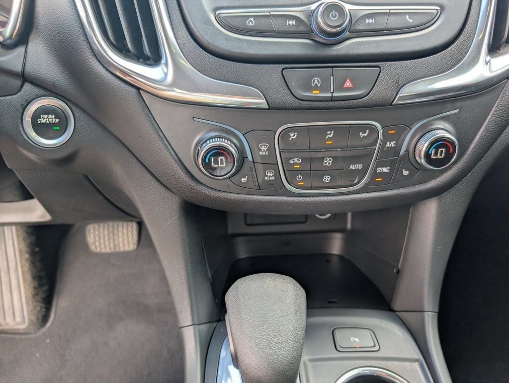 Used 2024 Chevrolet Equinox LT FWD image 15