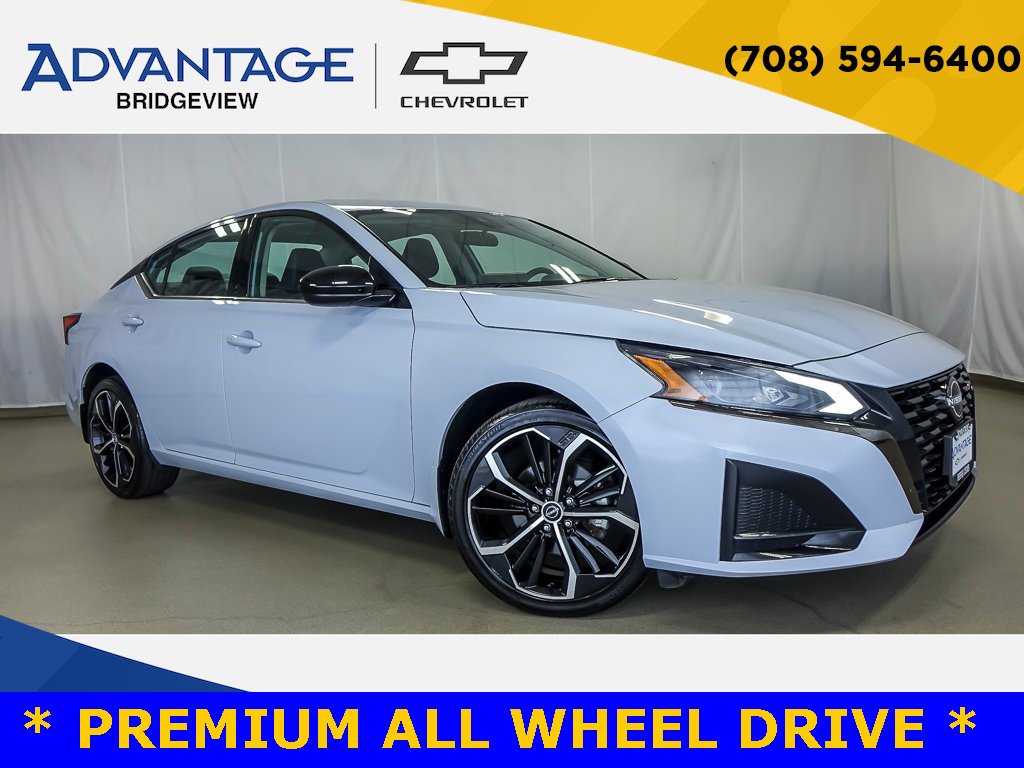 Used 2023 Nissan Altima 2.5 SR w/ SR Premium Package
