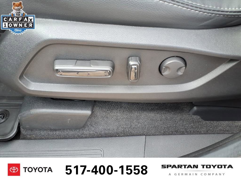 Used 2025 Honda Pilot EX-L image 14