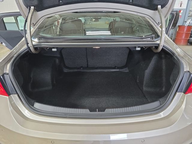 Used 2024 Chevrolet Malibu RS FWD image 14