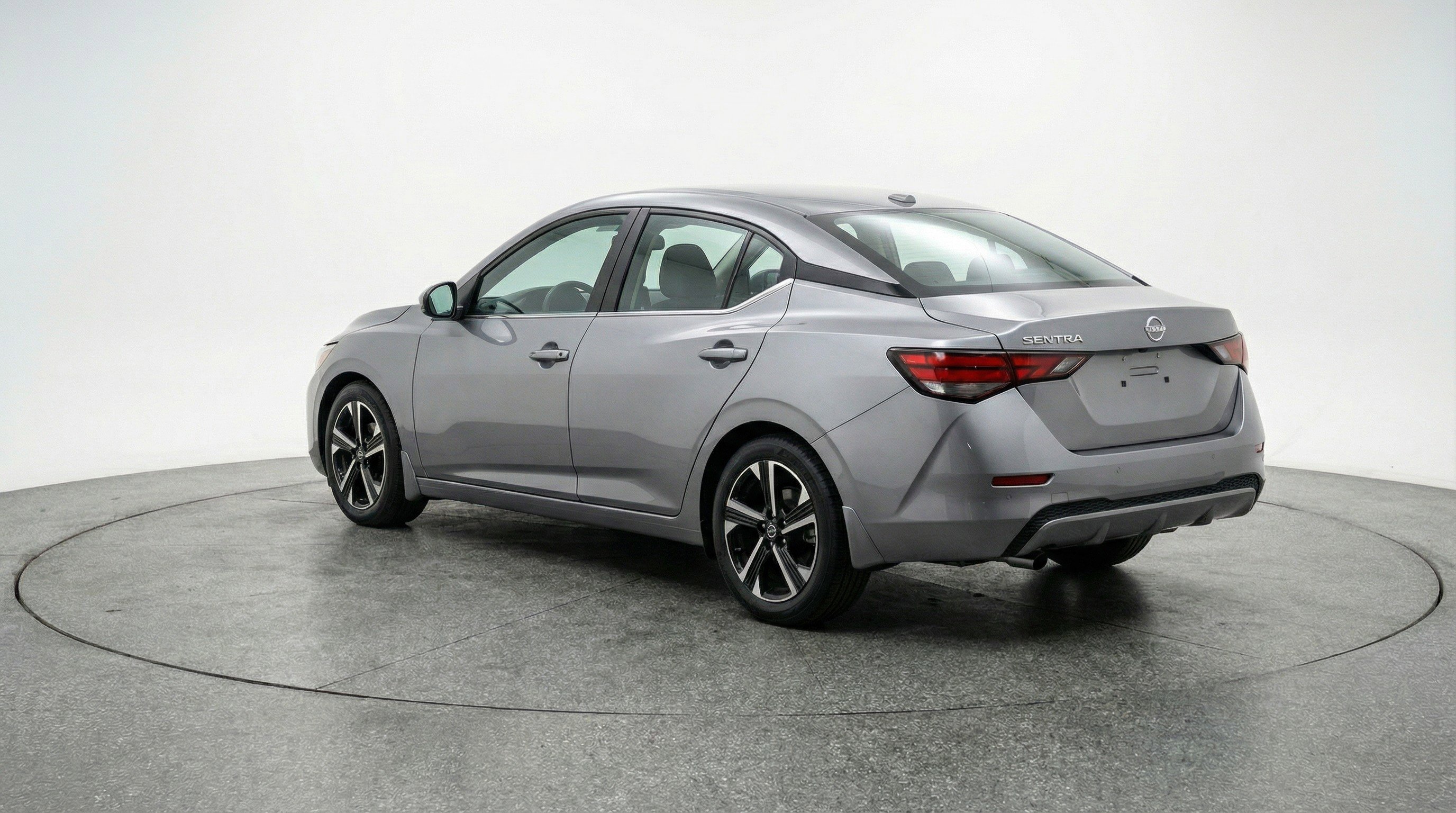 Used 2025 Nissan Sentra SV FWD image 6